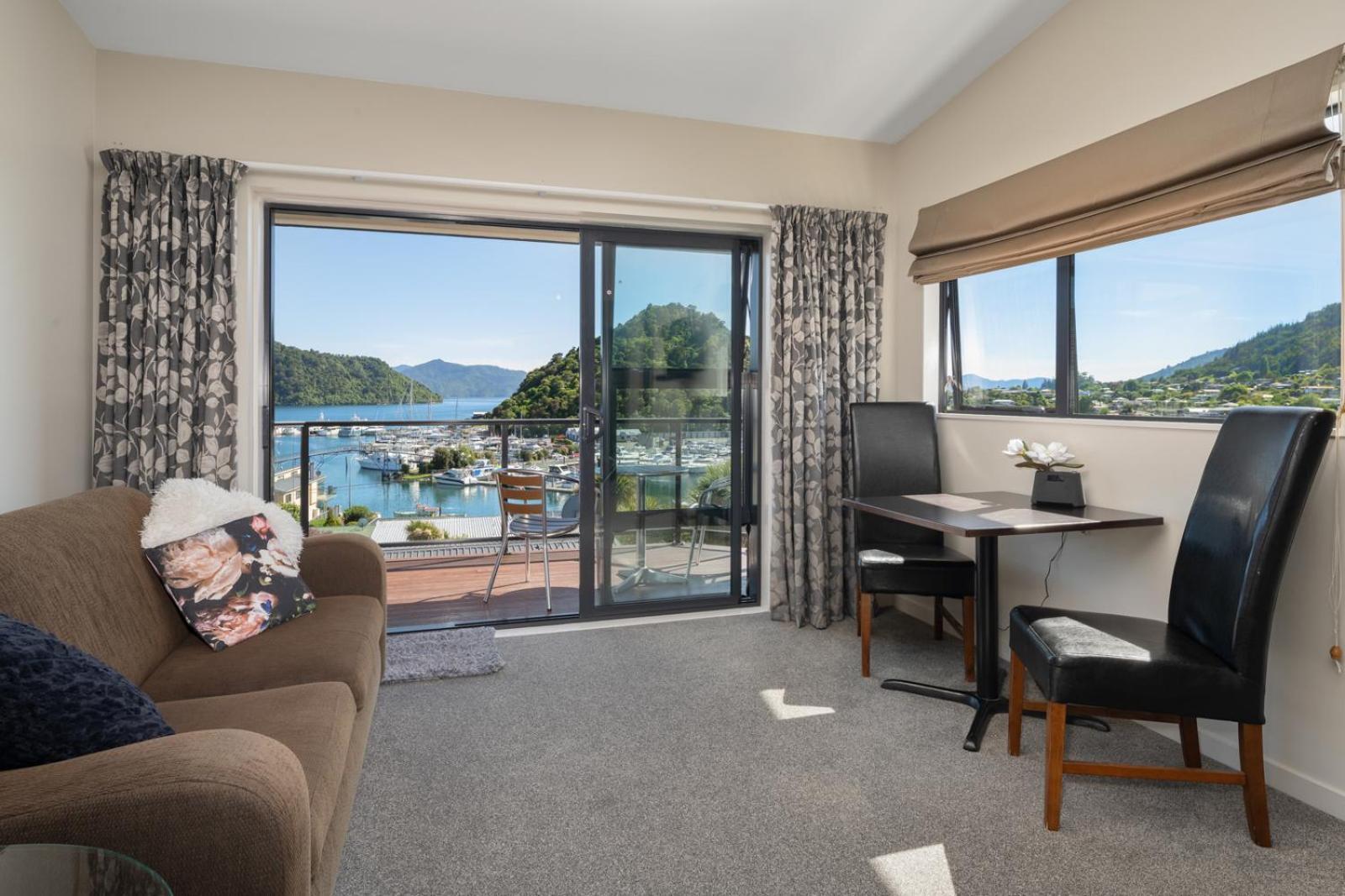 Harbour View Motel Пиктон Экстерьер фото